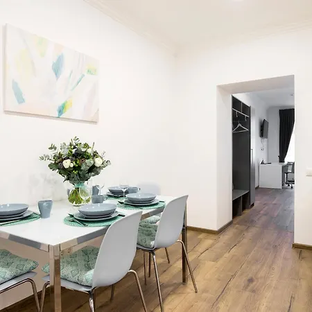 Stylish Old Рига