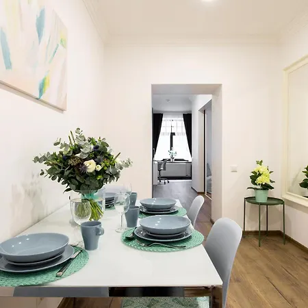 Stylish Old Apartamento Riga