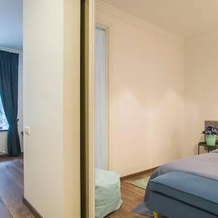 아파트 Stylish Old